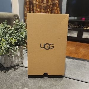 UGG Tan Cardboard Box